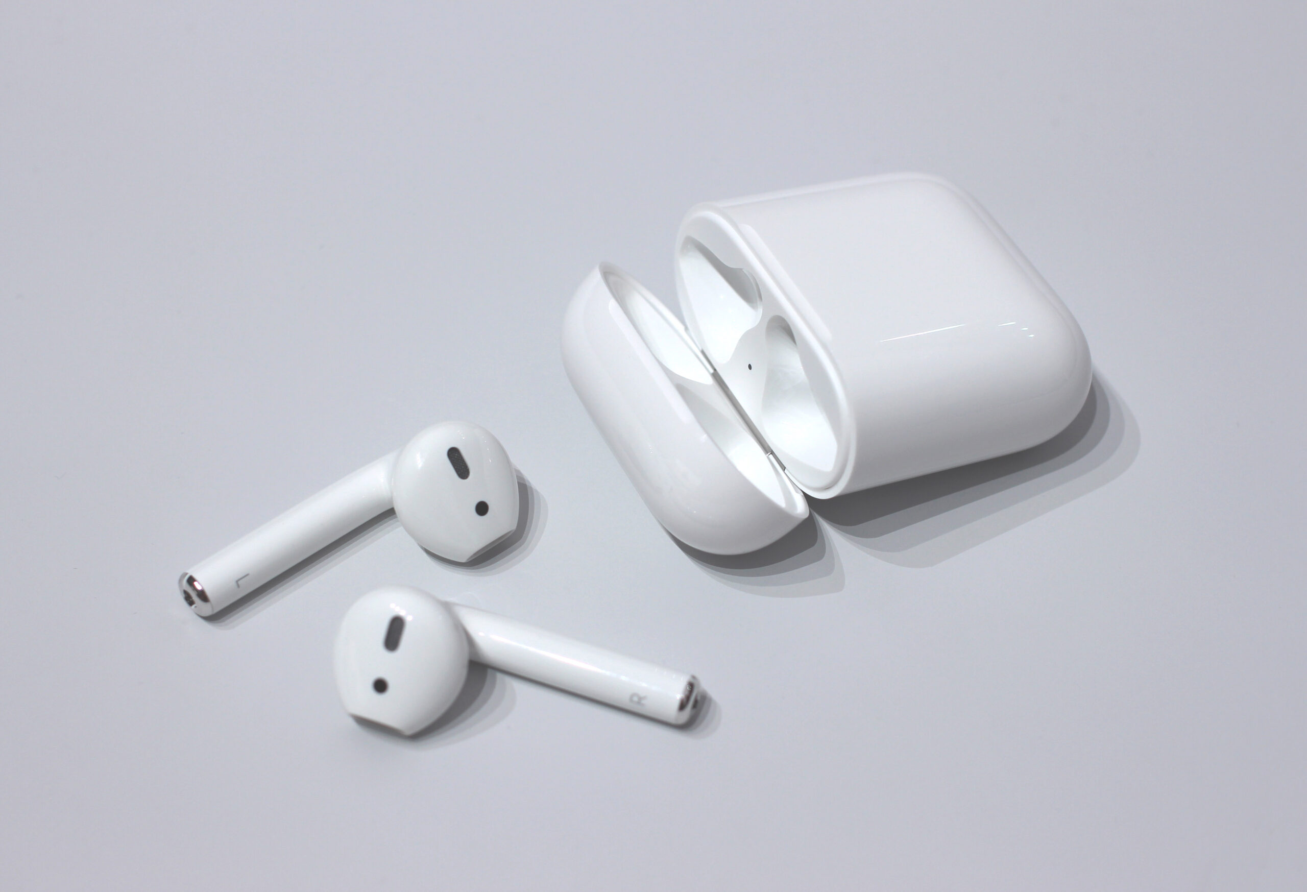 Le Apple AirPods avranno delle piccole fotocamere?