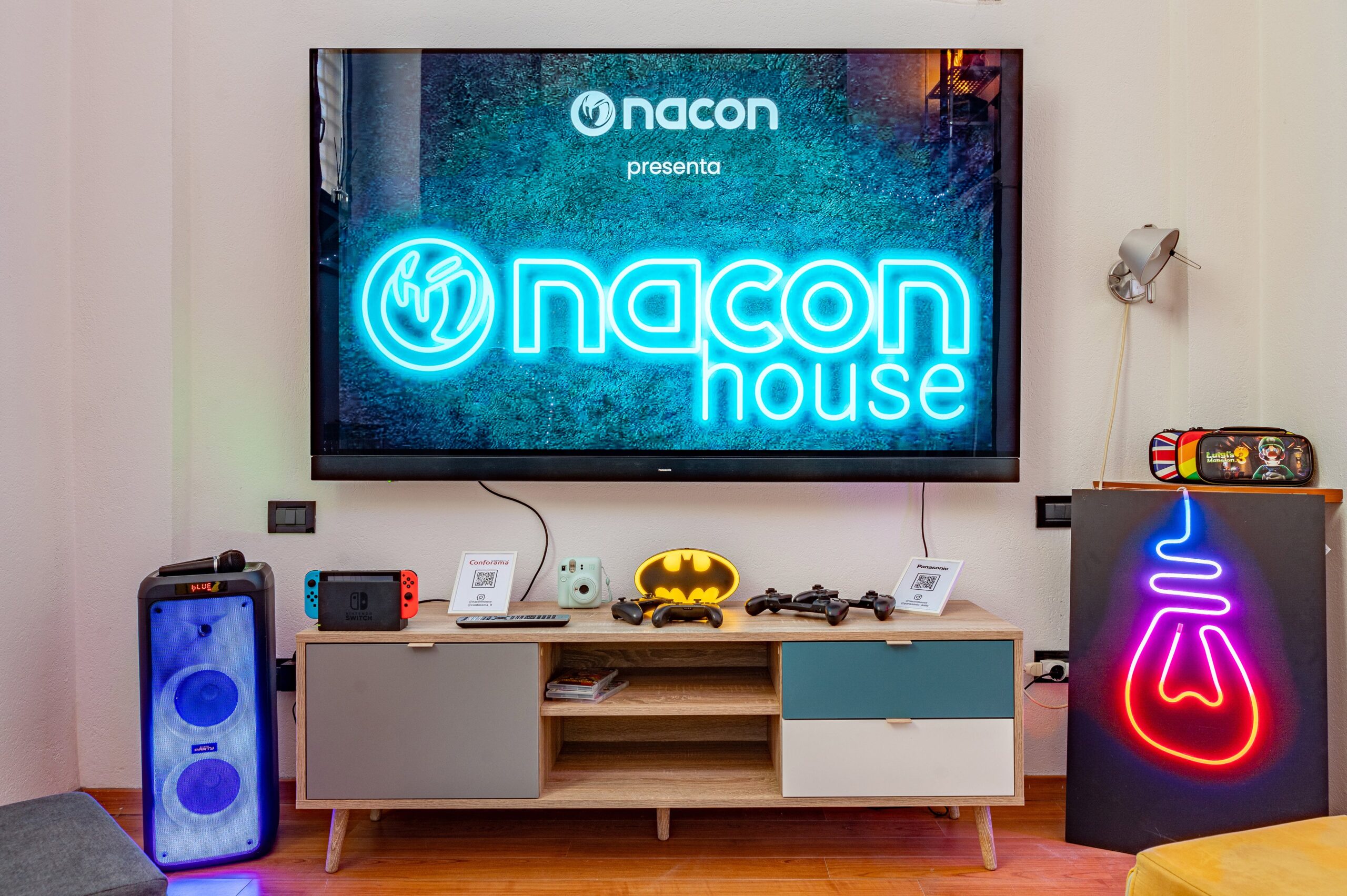 Nacon house