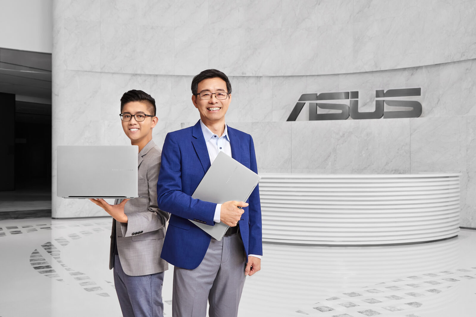 ASUS